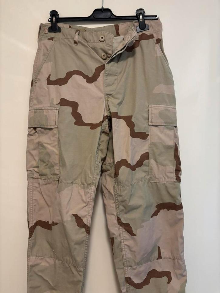 Desertcamo gevechtsbroek 27-31 inch NATO, Kleding | Heren, Broeken en Pantalons, Gedragen, Overige maten, Overige kleuren, Ophalen of Verzenden