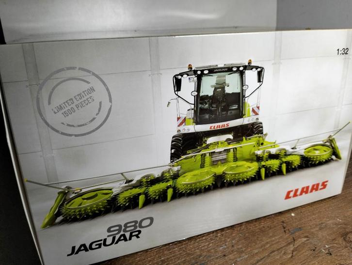 Te koop Claas Jaguar 980 Orbis 900 bek (2008) gelimiteerd ., Hobby en Vrije tijd, Modelauto's | 1:32, Nieuw, Tractor of Landbouw