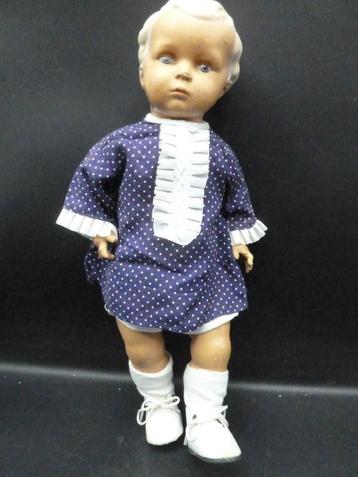 Antieke pop houtwol gevuld lijf beschikbaar voor biedingen