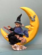 Heks op maan, Verzamelen, Beelden en Beeldjes, Ophalen of Verzenden, Zo goed als nieuw, Dier