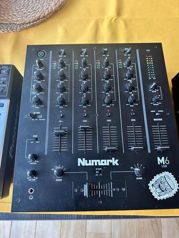 numark M6 usb beschikbaar voor biedingen