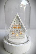 Stolp verlichting huis~Glazen Stolpje met verlicht huisje, Ophalen of Verzenden, Zo goed als nieuw
