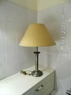 STAANDE TAFELLAMP TIN BEIGE KAP, Huis en Inrichting, Lampen | Tafellampen, Ophalen, KLASSIEK, 50 tot 75 cm, Zo goed als nieuw