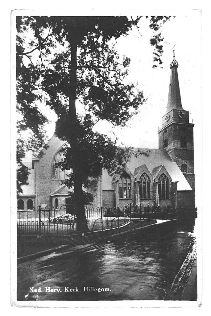 979778 Hillegom ZH Ned Herv Kerk _Nette oude kaart Niet gel, Verzamelen, Ansichtkaarten | Nederland, Ongelopen, Noord-Brabant