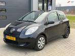 Toyota Yaris 1.3 VVTi Sol, Voorwielaandrijving, 4 cilinders, 995 kg, Zwart
