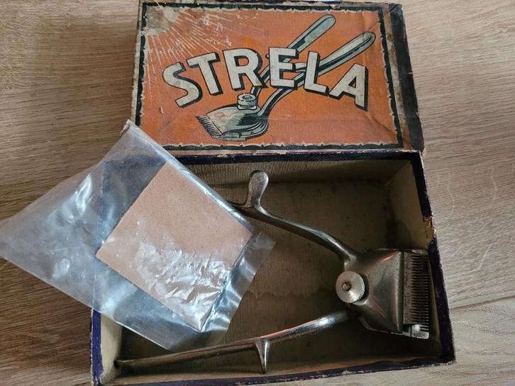 Oude Hand Tondeuse Strela in Originele Verpakking, Antiek en Kunst, Antiek | Gereedschap en Instrumenten, Ophalen of Verzenden