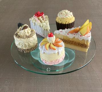 Design gebak schaal van helder en mat glas beschikbaar voor biedingen