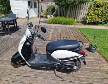 Sym Mio 50i Scooter blauw kenteken beschikbaar voor biedingen