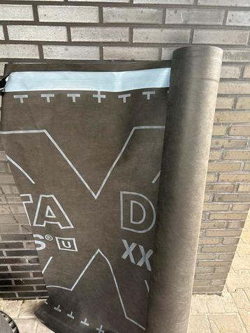 Damp open folie voor wand en dak. beschikbaar voor biedingen