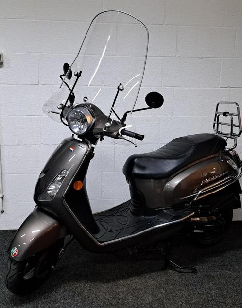 Sym Fiddle II antraciet kleurige bromscooter, Fietsen en Brommers, Scooters | SYM, Gebruikt, Fiddle, Benzine, Ophalen