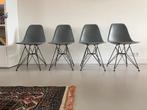 2x Vitra eames stoelen moss grey zwart dsr, Huis en Inrichting, Stoelen, Ophalen of Verzenden, Zo goed als nieuw, X, Vijf, Zes of meer stoelen