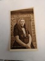 ZEEUWSCH VLAANDEREN. KLEDERDRACHT, Ophalen of Verzenden, Voor 1920, Zeeland