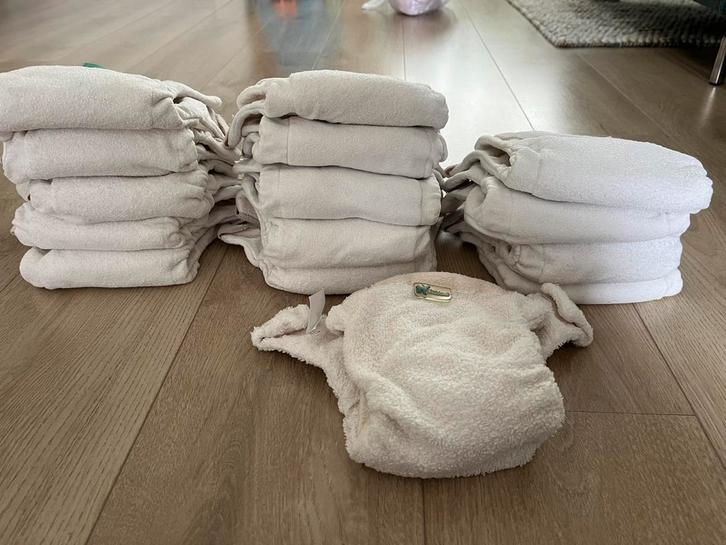 29 Totsbots maat 1 luiers wit en kleur, Kinderen en Baby's, Badjes en Verzorging, Gebruikt, Overige typen, Overige merken, Standaard