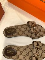 Gucci slippers maat 38,5, Ophalen of Verzenden, Zo goed als nieuw, Zwart, 105 tot 115 cm