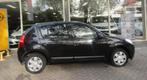 Dacia Sandero 1.2 16V 55KW 2009 Zwart. Rijdt op 3 cilinders, Auto's, Voorwielaandrijving, 74 pk, Zwart, Handgeschakeld