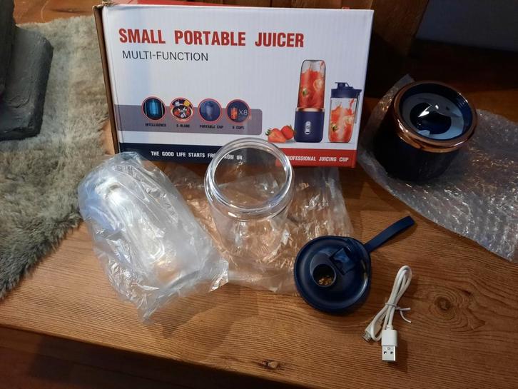 Draagbare Mini Blender - Nieuw in doos!, Witgoed en Apparatuur, Blenders, Nieuw, Blender to go, Ophalen of Verzenden