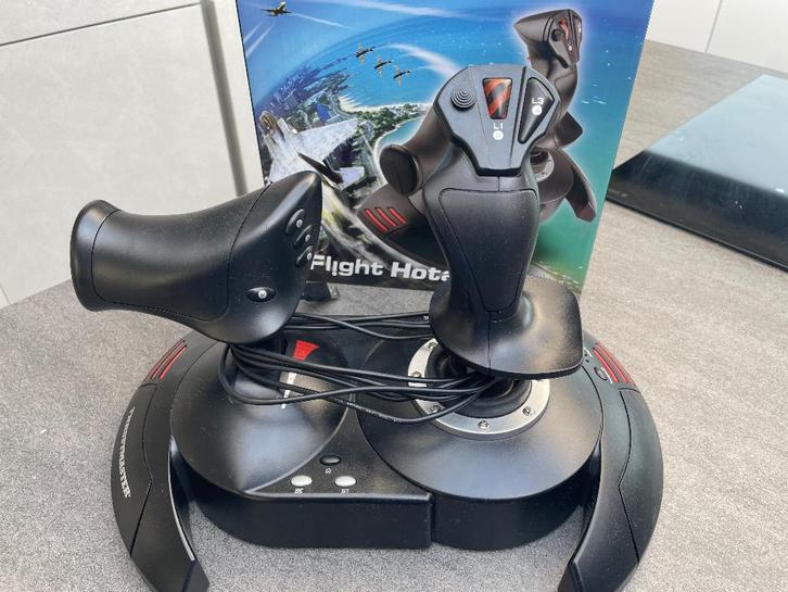 Flight simulator complete set! Games, joysticks, pedalen,, Computers en Software, Joysticks, Zo goed als nieuw, Ophalen of Verzenden
