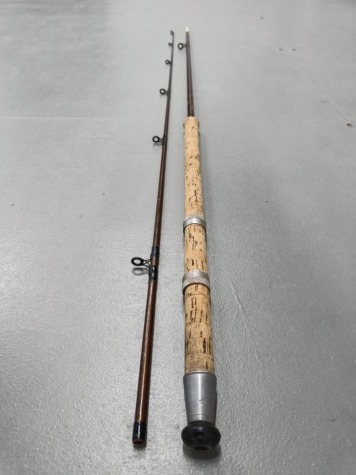 Handmade old skool holglass spinhengel 2.50m 2d. Zie tekst, Watersport en Boten, Hengelsport | Algemeen, Zo goed als nieuw, Werphengel