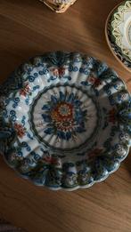 Makkum bord met bloemen motief, Ophalen of Verzenden