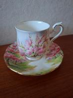 Royal Albert dames kop en schotel Blossom time, Verzamelen, Porselein, Kristal en Bestek, Ophalen of Verzenden, Zo goed als nieuw