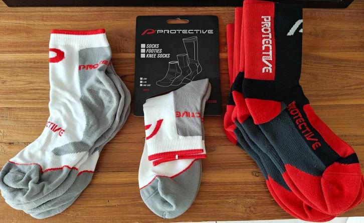 PROTECTIVE Fietssokken Nieuw!, Fietsen en Brommers, Fietsaccessoires | Fietskleding, Nieuw, Heren, Onderkleding, L, Ophalen of Verzenden