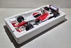 F1 Toyota TF102 Promotional Showcar Limited Edition 1/18, Ophalen of Verzenden, Zo goed als nieuw, Auto, MiniChamps