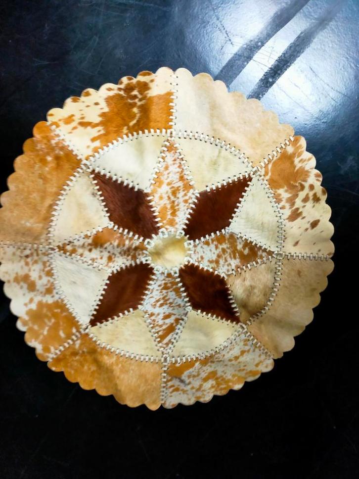 Dierenhuiden Vloerkleed, Huis en Inrichting, Stoffering | Tapijten en Kleden, Gebruikt, 50 tot 100 cm, 50 tot 100 cm, Rond, Wit