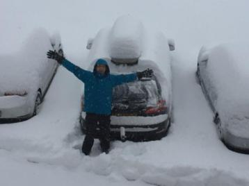 Loopvlak sneeuwkettingen.  WEET U DAT ? Verloren ! Hoezo ? beschikbaar voor biedingen