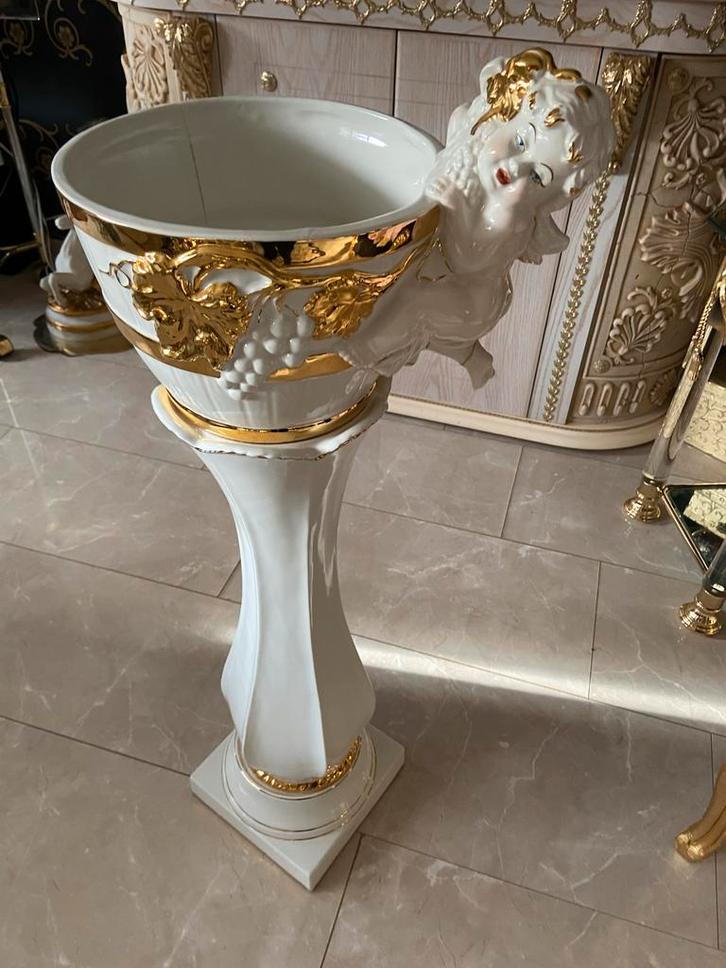 Mooie zuil met pot en engel, Huis en Inrichting, Woonaccessoires | Zuilen en Pilaren, Zo goed als nieuw, Ophalen of Verzenden