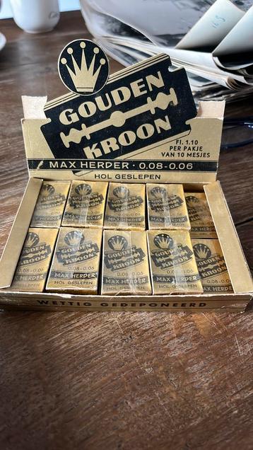 Oude scheermesjes van Max Herder”Gouden Kroon” beschikbaar voor biedingen