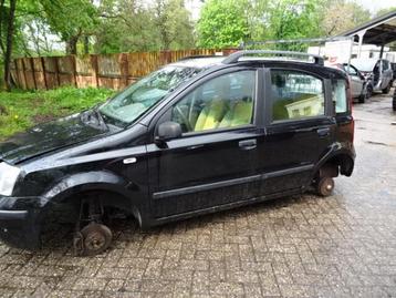 Fiat Panda 1.2 AUT bj 2008 voor demontage.