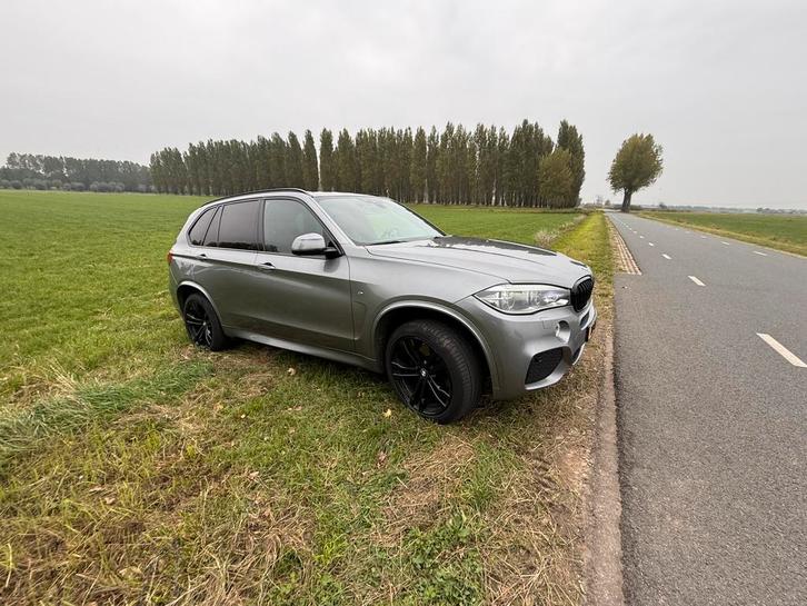 BMW X5 Xdrive40d 313pk Aut 2014 Grijs, Auto's, BMW, Particulier, X5, 360° camera, 4x4, ABS, Achteruitrijcamera, Adaptive Cruise Control