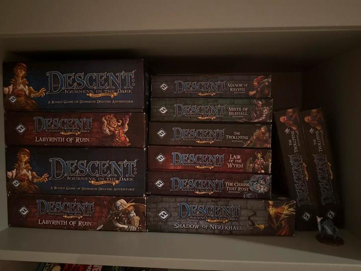Descent Journeys in the Dark verzameling, Hobby en Vrije tijd, Gezelschapsspellen | Bordspellen, Gebruikt, Een of twee spelers