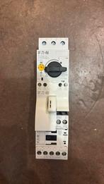 Eaton Combinatie 1,6A PKZM0-1,6 + Contacteur XTCE007B10, Ophalen of Verzenden, Zo goed als nieuw, Overige typen