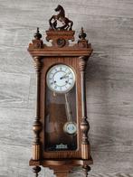 Oude wandklok met paard, Antiek en Kunst, Antiek | Klokken, Ophalen