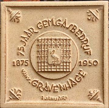 Wandtegel 75 Jaar Gem. Gasbedrijf Gravenhage beschikbaar voor biedingen
