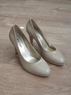 Schoenen hakken beige, Ophalen of Verzenden, Zo goed als nieuw, Zwart