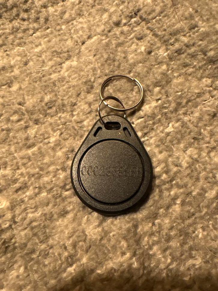 Sleutelhangers -RFID  partij 100 stuks, Verzamelen, Sleutelhangers, Nieuw, Overige typen, Ophalen of Verzenden