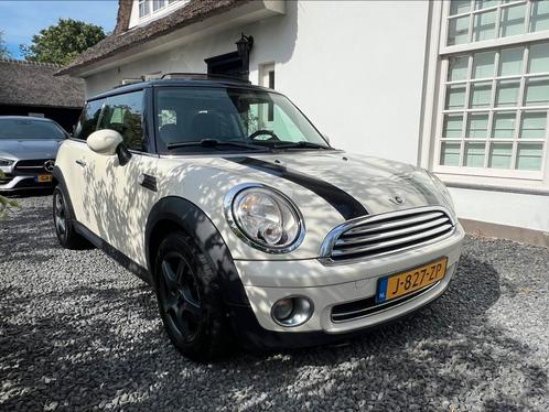 Mini (r56) 1.4 95pk 2009 Wit, Auto's, Mini, Particulier, One, Airbags, Airconditioning, Elektrische buitenspiegels, Lichtmetalen velgen