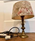 Vintage tafellamp. Retro. Koperen voet., Huis en Inrichting, Ophalen of Verzenden, Zo goed als nieuw, Metaal, Minder dan 50 cm