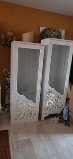 Brocante vitrinekasten wit, Ophalen