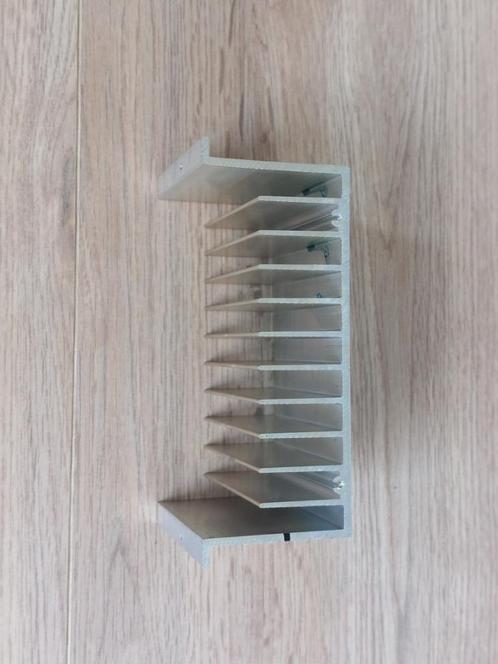 Groot aluminium koelblok / heatsink, Hobby en Vrije tijd, Elektronica-componenten, Gebruikt, Ophalen