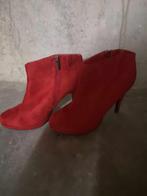 Sexy laarsjes rood en groen., Verzenden, Lage of Enkellaarzen, Zo goed als nieuw, Rood