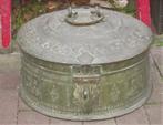 Pandan box met inhoud - Metalen doos uit India met inhoud, Antiek en Kunst, Ophalen of Verzenden