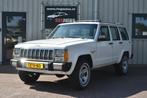 Jeep Cherokee 4.0i Base 6 cilinder Automaat. (bj 1988), Auto's, Oldtimers, Wit, Vierwielaandrijving, 4x4, 175 pk
