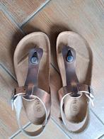 kipling sandaal bronskleur maat 34, Kinderen en Baby's, Kinderkleding | Schoenen en Sokken, Nieuw, Ophalen
