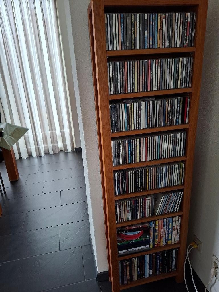 CD DVD kast, Ophalen, Zo goed als nieuw