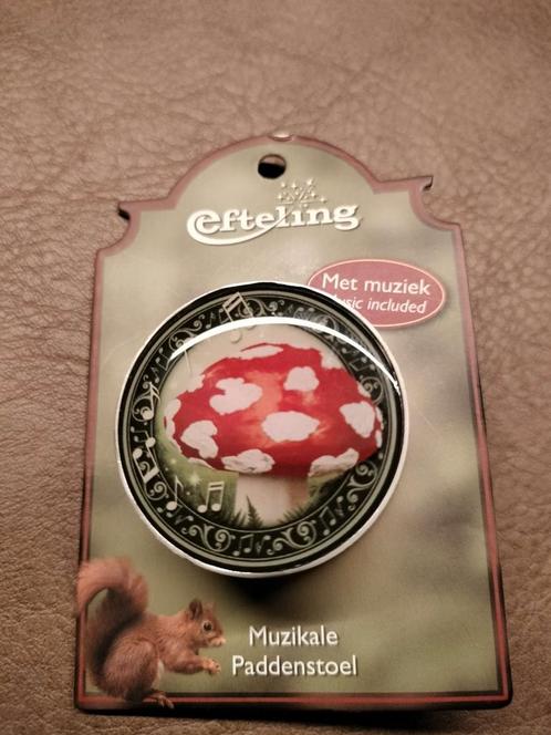 Efteling pin: Muzikale Paddenstoel, Verzamelen, Efteling, Nieuw, Button of Speldje, Ophalen of Verzenden