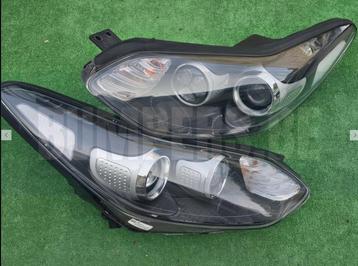 Koplamp KIA SPORATAGE 4 IV BI-XENON FRONT LAMPS SET 92102F11 beschikbaar voor biedingen
