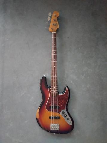 Fender jazz bass roadworn beschikbaar voor biedingen